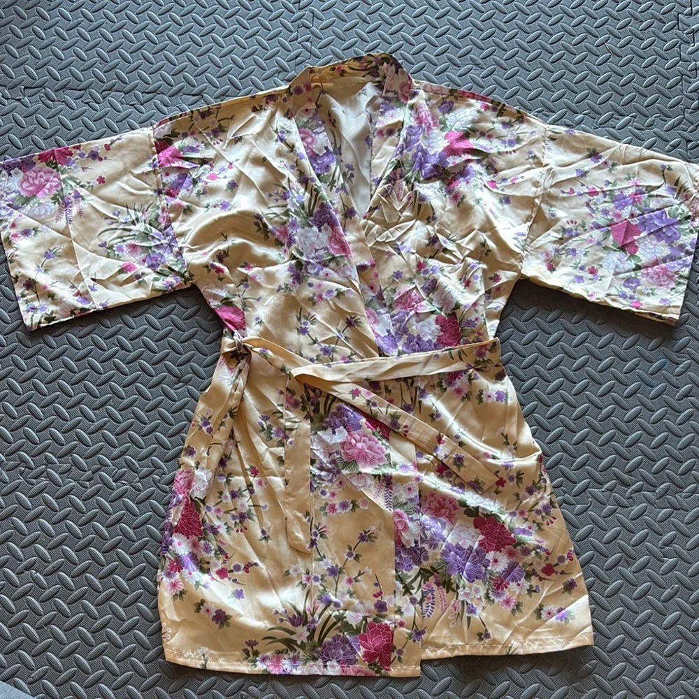Floral Kimono Robe - Picture 1 of 1